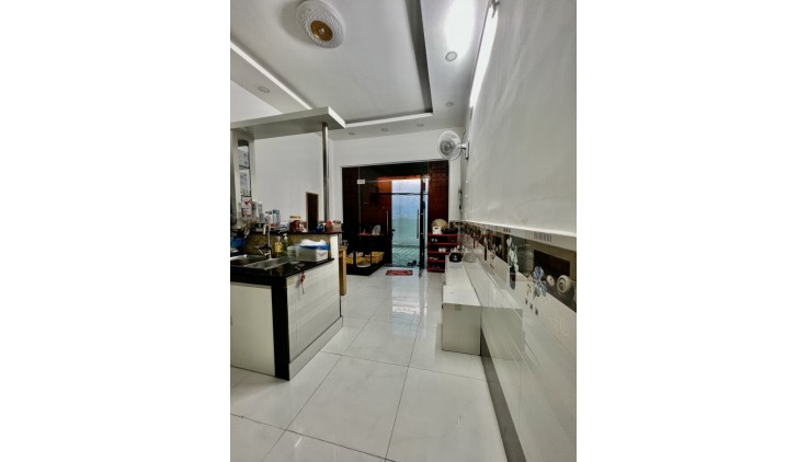 BÁN NHÀ QUẬN 1 HBG 60M2 NGANG GẦN 4M 2 PN SÁT MT VIP Q1 ĐINH TIÊN HOÀNG  5.19 TỶ.